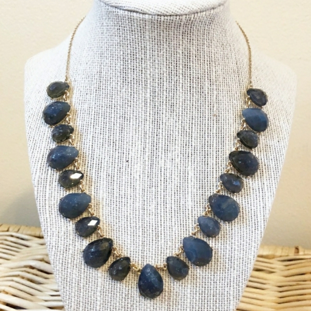 Statement necklace